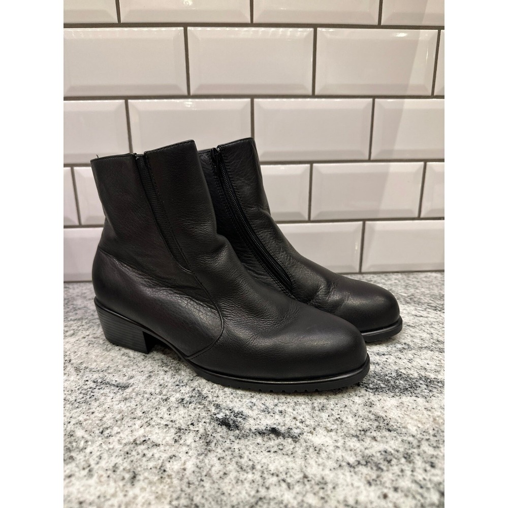 AJ Valenci‎ Black Booties size 7.5 Leather heel